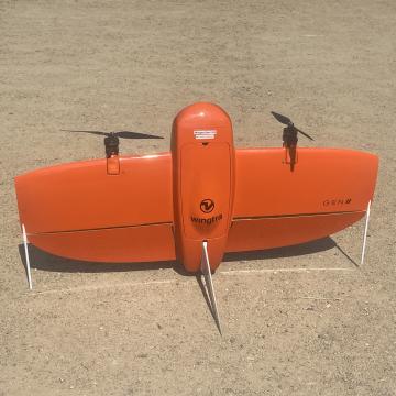 Letové demonstrace ve veselých barvách. Foto: ÚZEI.